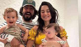 Thaila Ayala revela como abuso na infância impacta criação da filha com Renato Góes, o Ivan de 'Vale Tudo': 'Não quero no colo do avô'.
