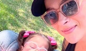 'Quase morreu nos meus braços': mãe de seis, esposa de Juliano Cazarré revela burnout por diagnóstico pesado da filha Maria Guilhermina.