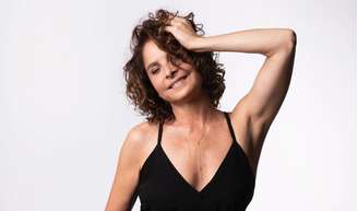 Drica Moraes, atriz posa para ensaio