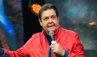 Faustão teve prioridade no transplante? Após polêmicas, Ministro da Saúde se pronuncia sobre estado do apresentador: 'Estava na fila de urgência'.