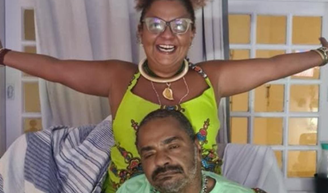 Há 39 anos, Arlindo Cruz fez estas cinco perguntas à esposa antes do casamento para saber se a relação iria longe - e foi!.