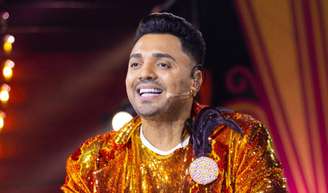 Ex-affair de Tirullipa toma atitude nas redes sociais após humorista dizer estar 'extremamente envergonhado' em pronunciamento.