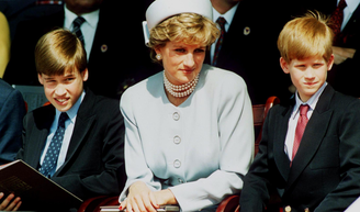 ‘Era uma preocupação…’: última conversa de Princesa Diana com William horas antes do acidente envolvia polêmica com Harry.