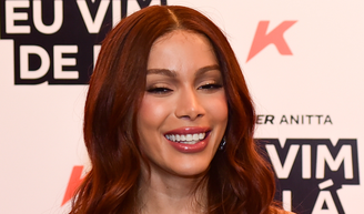 Após levar o funk para o mundo, Anitta pensa em ENCERRAR carreira internacional? Fala da cantora sobre o futuro preocupa fãs.