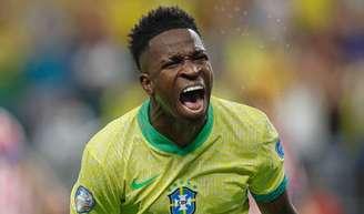 Gente! Vinicius Junior mandou foto íntima para Bia Miranda, diz Gato Preto, ex da famosa.