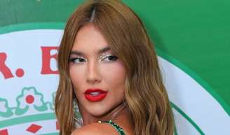 Virgínia Fonseca ironiza rumor de insatisfação da Grande Rio após faltar a ensaio do carnaval 2026.