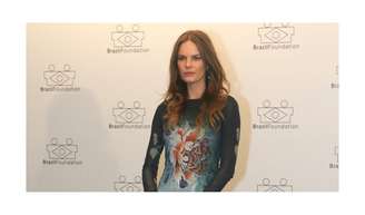 Modelo brasileira deu tapa no rosto de Naomi Campbell? Polêmica que circula há anos em bastidor da moda volta à tona: 'O conflito é real'.