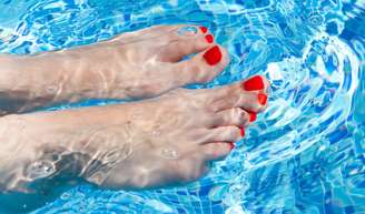 Verão 2026: Se você está procurando esmaltes bonitos e modernos para os seus pés, aqui estão cinco que são uma aposta segura.