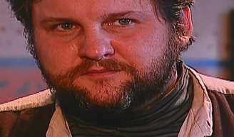 Bartolo (Anyonio Calloni) more em 'Terra Nostra'? Amigo de Matteo (Thiago Lacerda) enfrenta febre amarela no final.