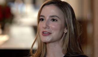 Bilionária mais jovem do mundo tem superstição gratuita que quase todos podem fazer: ela o segue todos os dias ao levantar da cama.