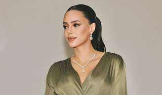 Cheiro de mulher rica em clima de Natal: 6 perfumes árabes para usar e presentear agora em dezembro; eles entregam canela, baunilha e frutas vermelhas.