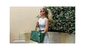 Esses Adidas Samba na cor Cloud Dancer são elegantes e fáceis de combinar, perfeitos para mulheres ricas.