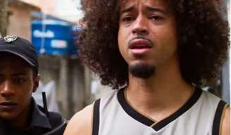 Ryan sofrerá golpe em sua carreira musical na novela 'Dona de Mim'.