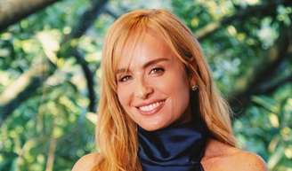 Demitido pelo WhatsApp e sem direitos trabalhistas: ex-cuidador do pai de Angélica processa apresentadora e pede indenização de quase R$ 200 mil.