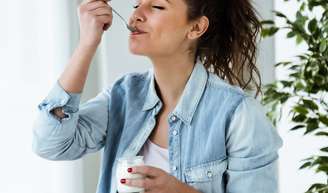 Troquei a torrada por este café da manhã rico em proteínas e me sinto saciada por mais tempo: receita está na dieta de Jennifer Lopez e Lady Gaga.