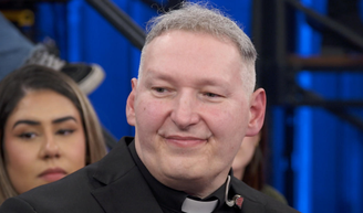 Quase ninguém lembra, mas Padre Marcelo Rossi foi investigado pelo Vaticano por 10 anos e não foi suspenso por pouco.