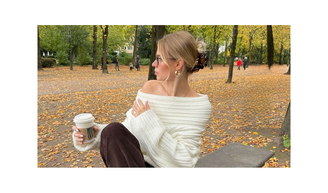 Este perfume feminino icônico, que fez sucesso nos anos 90, está de volta à moda: tem um cheiro fresco, perfeito para mulheres elegantes e dura o dia todo.