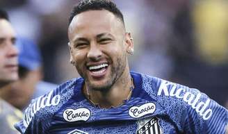 Neymar tem tradição de família no Natal: jogador come fricassê de frango com frango, azeitonas e creme de leite.