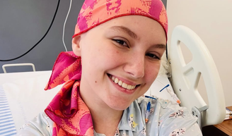 ‘Nossa princesa está acordada’: Isabel Veloso é extubada após 3 semanas na UTI, e pai comemora melhora no Natal.