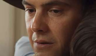 Candinho sofre ao saber que Zulma conquistou a guarda de Samir.