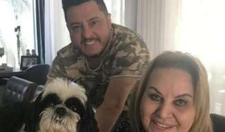 Morre a mãe do cantor Bruno: Dona Anita tinha 81 anos e família toma atitude sobre velório. 'Despedida íntima'.