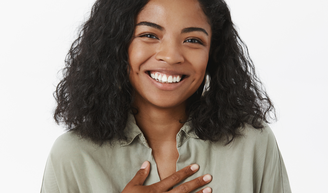 O que significa uma pessoa agradecer muito, segundo a psicologia.