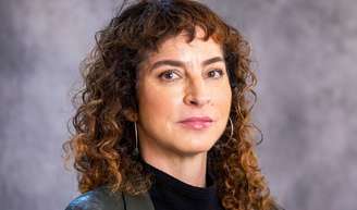 Rosane Svartman, autora da novela 'Dona de Mim' confessa medo de ter escrito 218 capítulos.