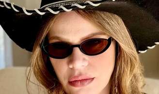 Processada pela Caixa e com mais de 30 prêmios de loterias, ex-BBB Paulinha Leite ganha na Mega da Virada e debocha do resultado. Veja!.