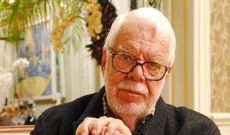 URGENTE: morre Manoel Carlos, autor de 'Laços de Família' e 'Mulheres Apaixonadas', aos 92 anos.