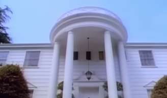 Mansão de luxo da série 'Um Maluco no Pedaço' custa milhões e será colocada à venda.