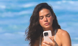 Bruna Marquezine já declarou que tem dificuldades em responder as pessoas e deixa muita gente no vácuo no WhatsApp.