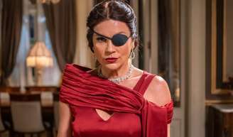 Sandra (Favia Alessandra) leva um tiro na novela Êta Mundo Melhor.