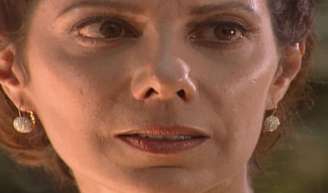 Janete (Ângela Vieira) descobre segredo de Josué (Juan Alba) que vai deixá-la arrasada.