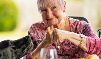 Longevidade e filosofia: qual relação entre os dois? Confira a matéria.