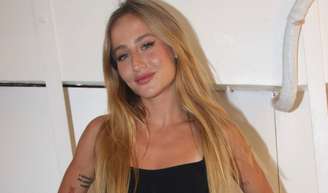 Musa do Carnaval 2026 do Salgueiro, Bruna Griphao foi fotografada com novo namorado, Yam Vieira, em 10 de fevereiro de 2026.