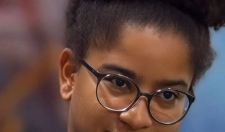 Milena, do 'BBB 26', é alvo de injúria racial e ameaças; equipe da sister afirma que já acionou a Justiça.