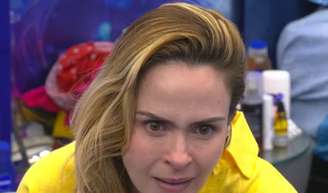 Ana Paula Renault expulsa do 'BBB 26'? Veterana 'destrói' chapéu de Alberto Cowboy em briga e web aponta regra importante quebrada. Entenda!