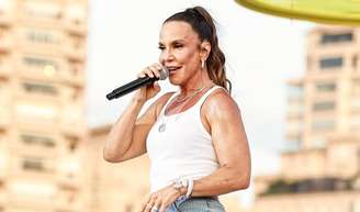 Ivete Sangalo tira glúten e lactose da dieta aos 53 anos para evitar inflamação no intestino; nutricionista PhD da USP explica se funciona.
