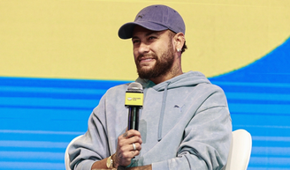 Neymar na mira da Justiça: craque pode perder mais de R$ 200 mil após ser acusado de explorar cozinheira em jornadas de trabalho de até 16h.