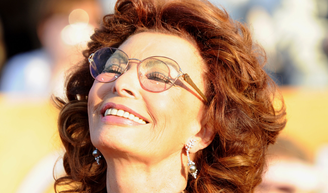 Sophia Loren, 91 anos: 'Caminho uma hora todos os dias, é ótimo para o coração. O exercício físico te deixa mais elegante'.
