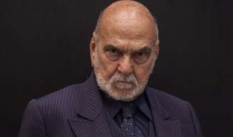 Foto para ilustrar a matéria de Dom Pepino, interpretado pelo ator Lima Duarte, na novela 'I Love Paraisópolis', da TV Globo.