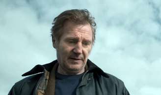 Filme 'Na Terra de Santos e Pecadores', estrelado por Liam Neeson, é boa aposta para maratonar no fim de semana.