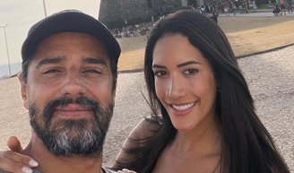 Esposa de Alberto Cowboy, do ‘BBB 26’, se pronuncia após mensagens do brother a menina de 16 anos e web aponta: 'Ela não entendeu’.