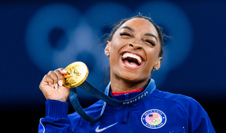 Muito além do ouro olímpico: com fortuna de mais de R$ 100 milhões, Simone Biles construiu e multiplicou seu império milionário.