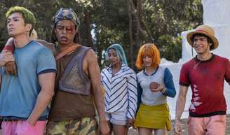 Antes e depois de 'One Piece': veja a impressionante caracterização do elenco da série da Netflix em 24 fotos.