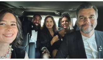 Wagner Moura levou amigos, como Lázaro Ramos, à cerimônia do Oscar 2026.