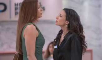 Ainhoa Vila, psicóloga: 'Estas três frases indicam que uma amizade não é saudável'; foto mostra personagens de Arminda (Grazi Massafera) e Zenilda (Andreia Horta) na novela 'Três Graças'.