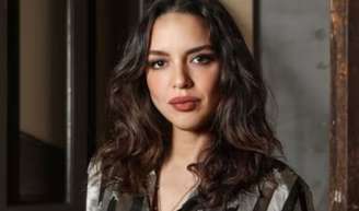 A atriz Meriç Aral vive Irmak na novela turca 'Coração de Mãe'.