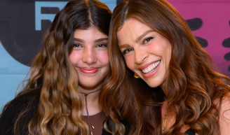 'Assim que se...': a reação de Grazi Massafera ao tombo da filha, Sofia, de 13 anos, no Lollapalooza.