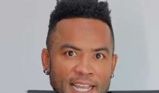 Expulso de prédio, ex-jogador do Vasco Carlos Alberto reage após cobrança de mensalidade escolar na Justiça. Saiba valor da dívida.